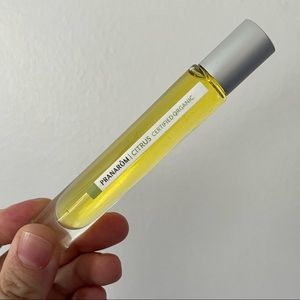 Pranarom Bergamont and sandalwood perfume roller “no box”